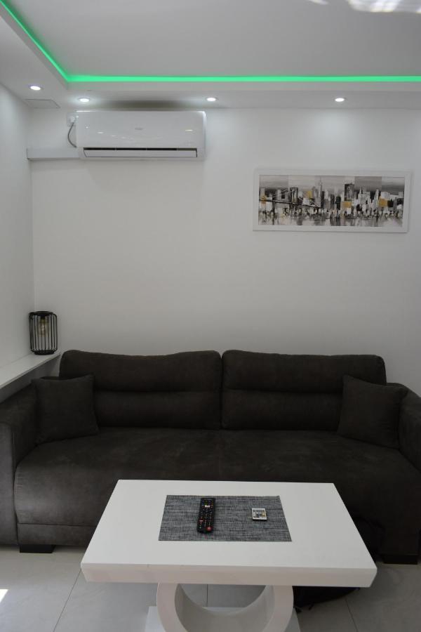 Apartmani K&V Veliko Gradište Eksteriør bilde